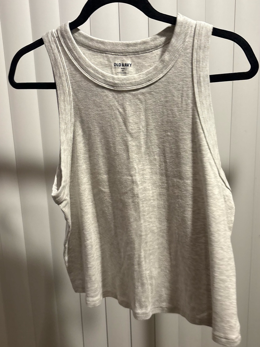 Old Navy Women's Light gray Ribbed Muscle Tank